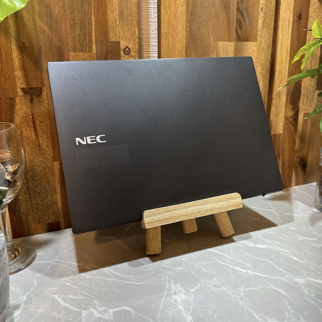 NEC(エヌイーシー)のNEC Versapro VKT16☘️メモリ8G☘️i5第10世代☘️SSD スマホ/家電/カメラのPC/タブレット(ノートPC)の商品写真