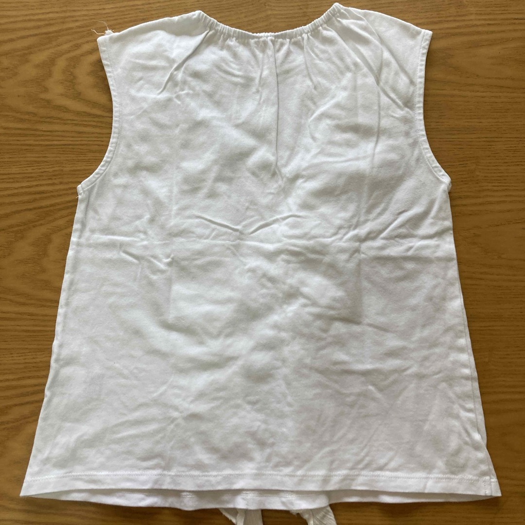 GU ノースリーブ　140 ホワイト キッズ/ベビー/マタニティのキッズ服女の子用(90cm~)(Tシャツ/カットソー)の商品写真