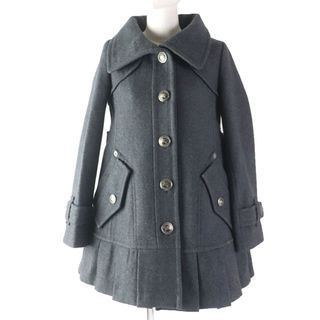 バーバリーブルーレーベル(BURBERRY BLUE LABEL)の未使用品☆BURBERRY BLUE LABEL バーバリーブルーレーベル FNF04-81-08 ロゴボタン付 裾プリーツデザイン Aラインコート グレー 36 正規品 レディース(その他)