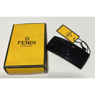 フェンディ(FENDI)の未使用　フェンディ　FENDI  バレッタ 黒　ブラック(バレッタ/ヘアクリップ)