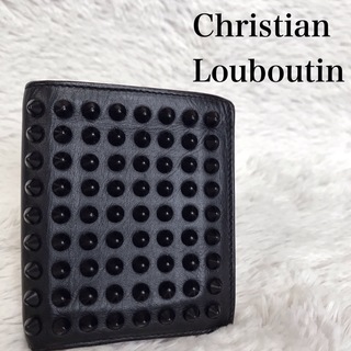 クリスチャンルブタン(Christian Louboutin)のクリスチャンルブタン PAROS パロスウォレット スタッズ  2つ折り財布(財布)