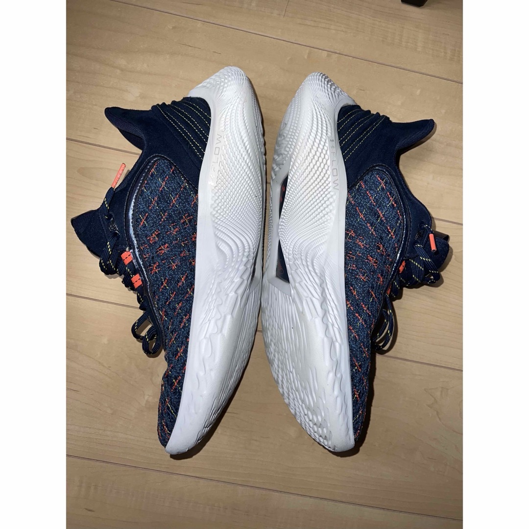 UNDER ARMOUR(アンダーアーマー)のUA アンダーアーマー Curry 9 30.0cm スポーツ/アウトドアのスポーツ/アウトドア その他(バスケットボール)の商品写真