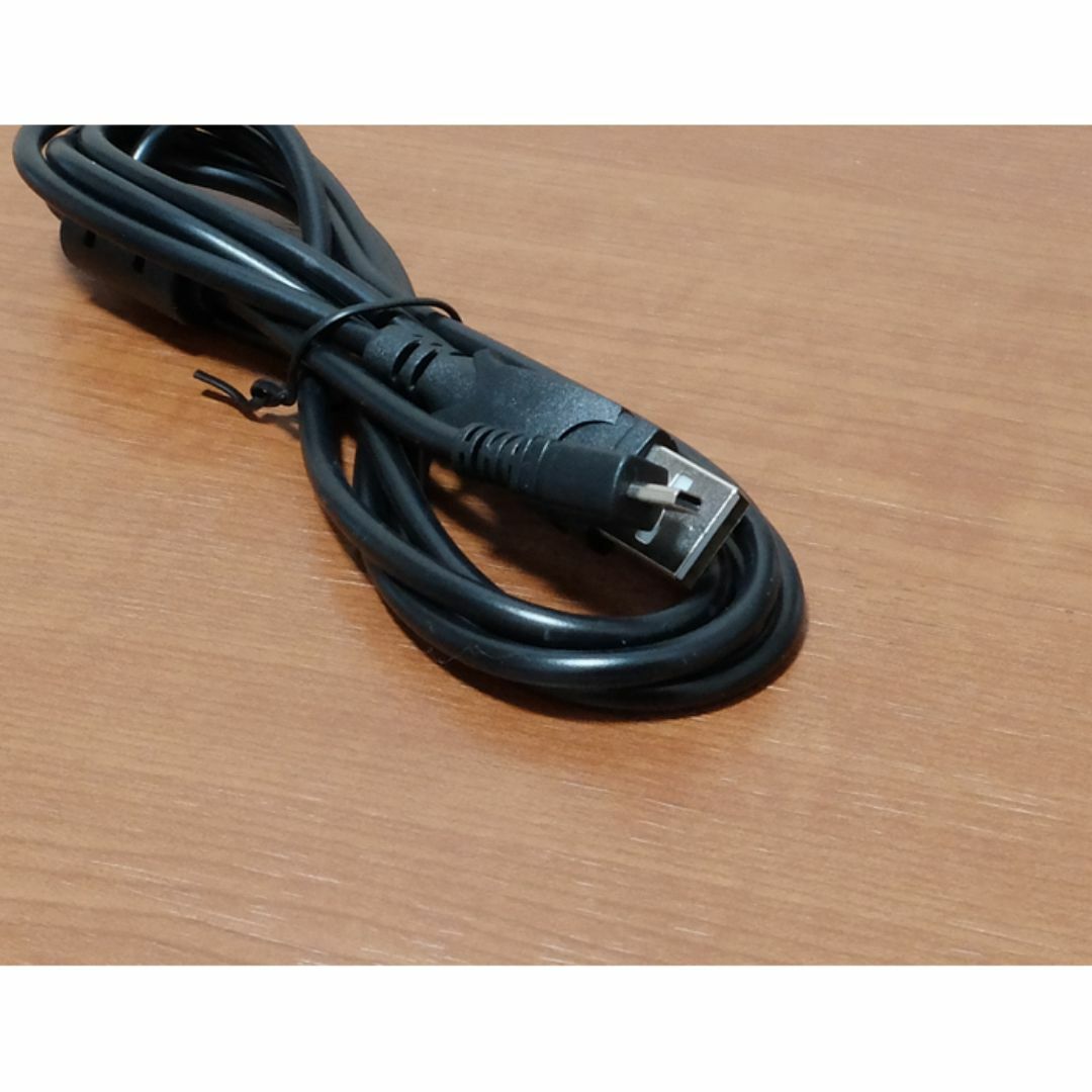 新品 カシオ Casio 8pin 互換USBケーブル スマホ/家電/カメラのカメラ(その他)の商品写真