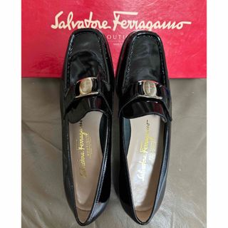 Salvatore Ferragamo - 未使用　フェラガモ　ローファー