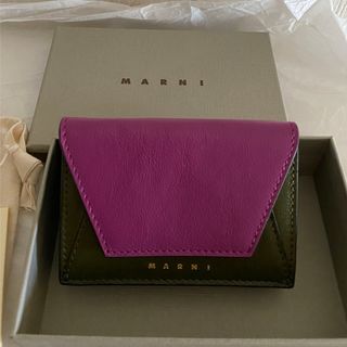 マルニ(Marni)のマルニ MARNI 三つ折り財布 ミニ財布　MUSEO パープル　カーキ　ピンク(財布)