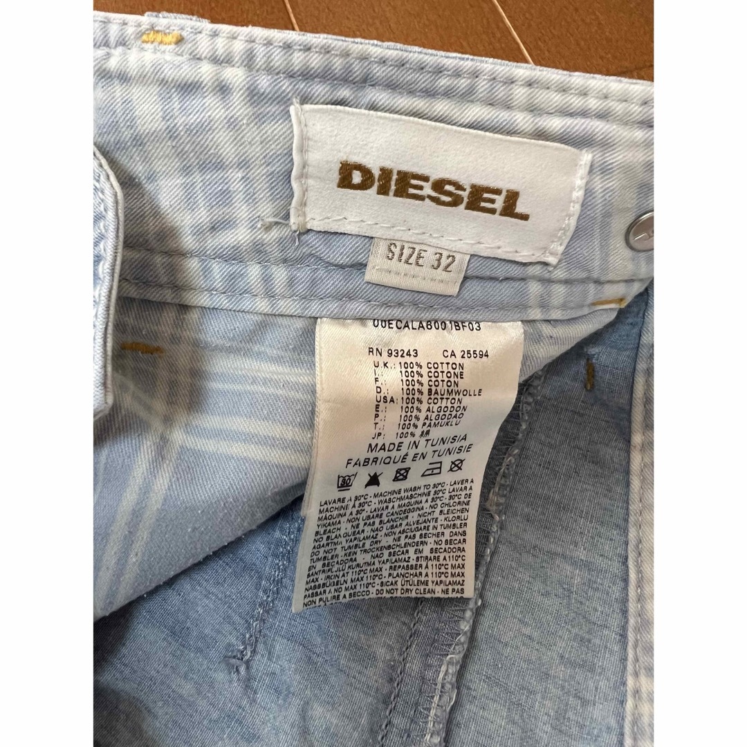 DIESEL(ディーゼル)のDIESEL デニムハーフパンツ　サイズ32 メンズのパンツ(ショートパンツ)の商品写真