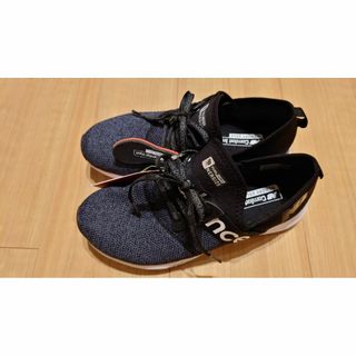 ニューバランス(New Balance)のニューバランス スニーカー 黒　0001(スニーカー)