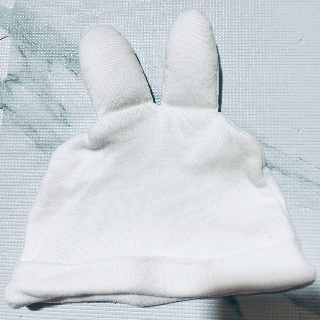 miffy(ミッフィー)のミッフィー　ベビー帽子　新生児　ニット帽 キッズ/ベビー/マタニティのこども用ファッション小物(帽子)の商品写真