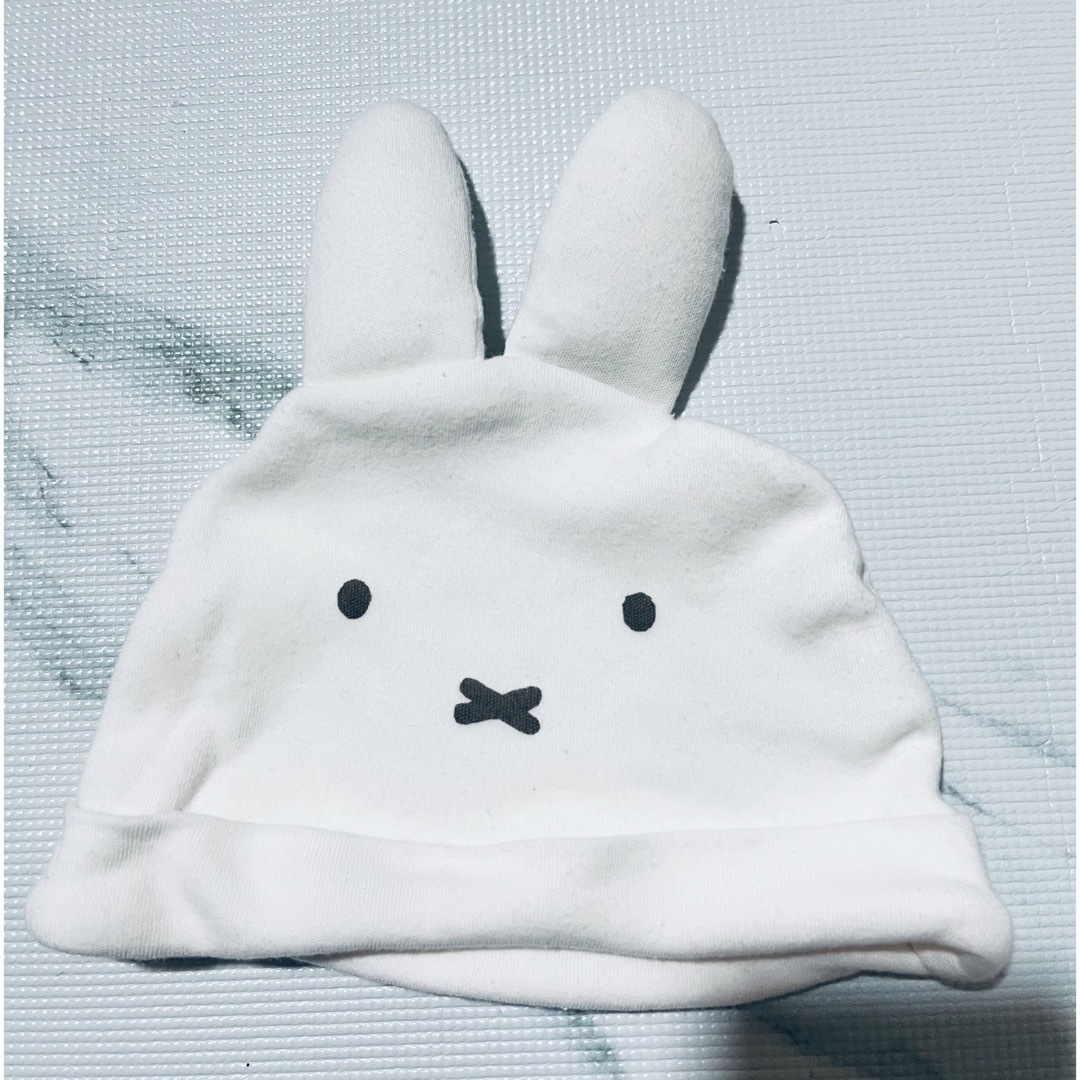 miffy(ミッフィー)のミッフィー　ベビー帽子　新生児　ニット帽 キッズ/ベビー/マタニティのこども用ファッション小物(帽子)の商品写真