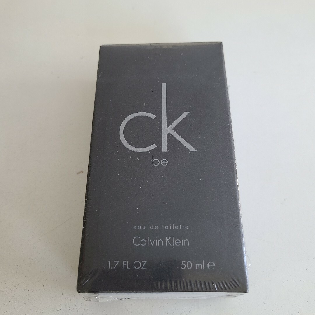 Calvin Klein(カルバンクライン)の新品未開封カルバンクラインCALVIN KLEIN　シーケービー　Ckbe コスメ/美容の香水(香水(男性用))の商品写真