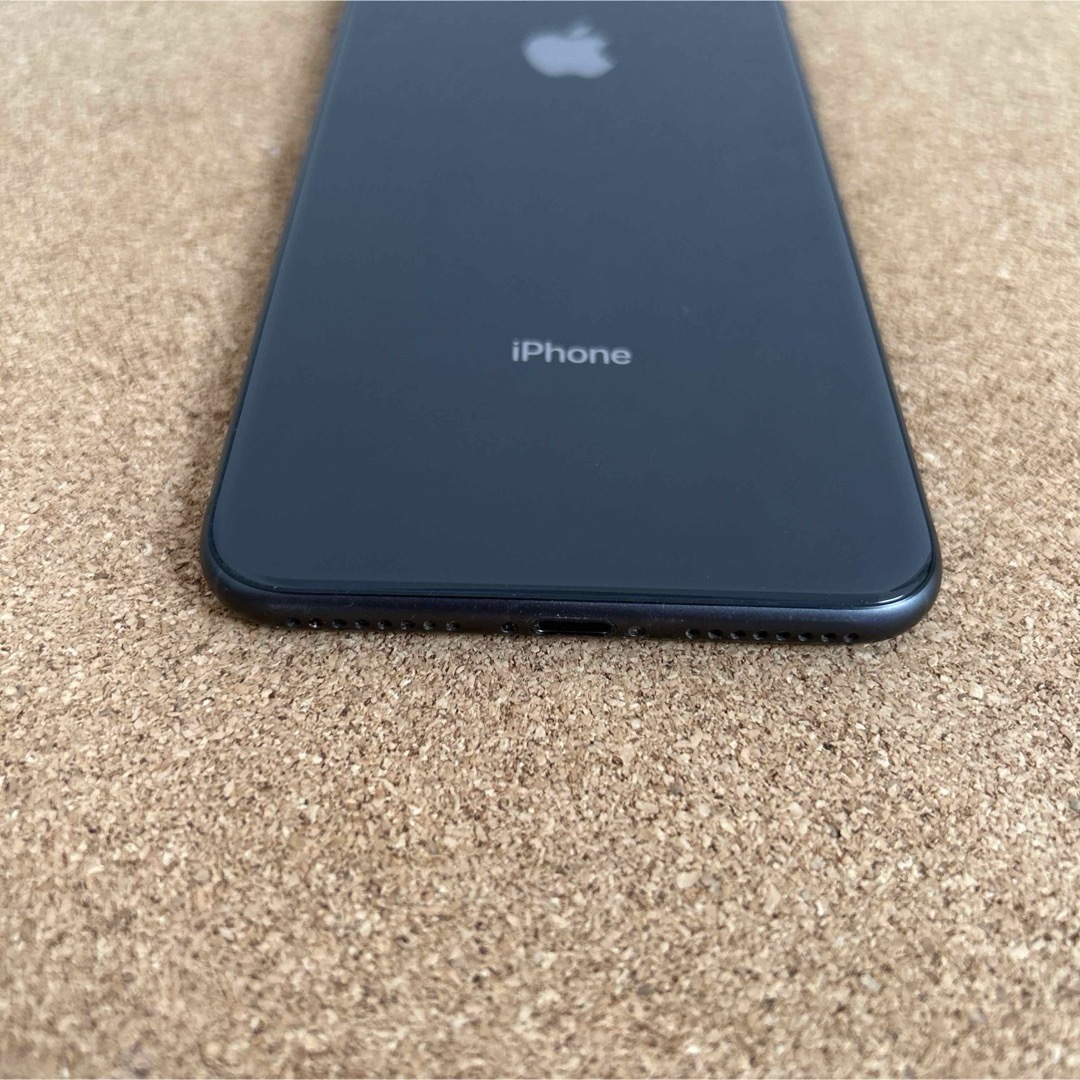 iPhone(アイフォーン)の292 iPhone8Plus 256GB SIMフリー スマホ/家電/カメラのスマートフォン/携帯電話(スマートフォン本体)の商品写真