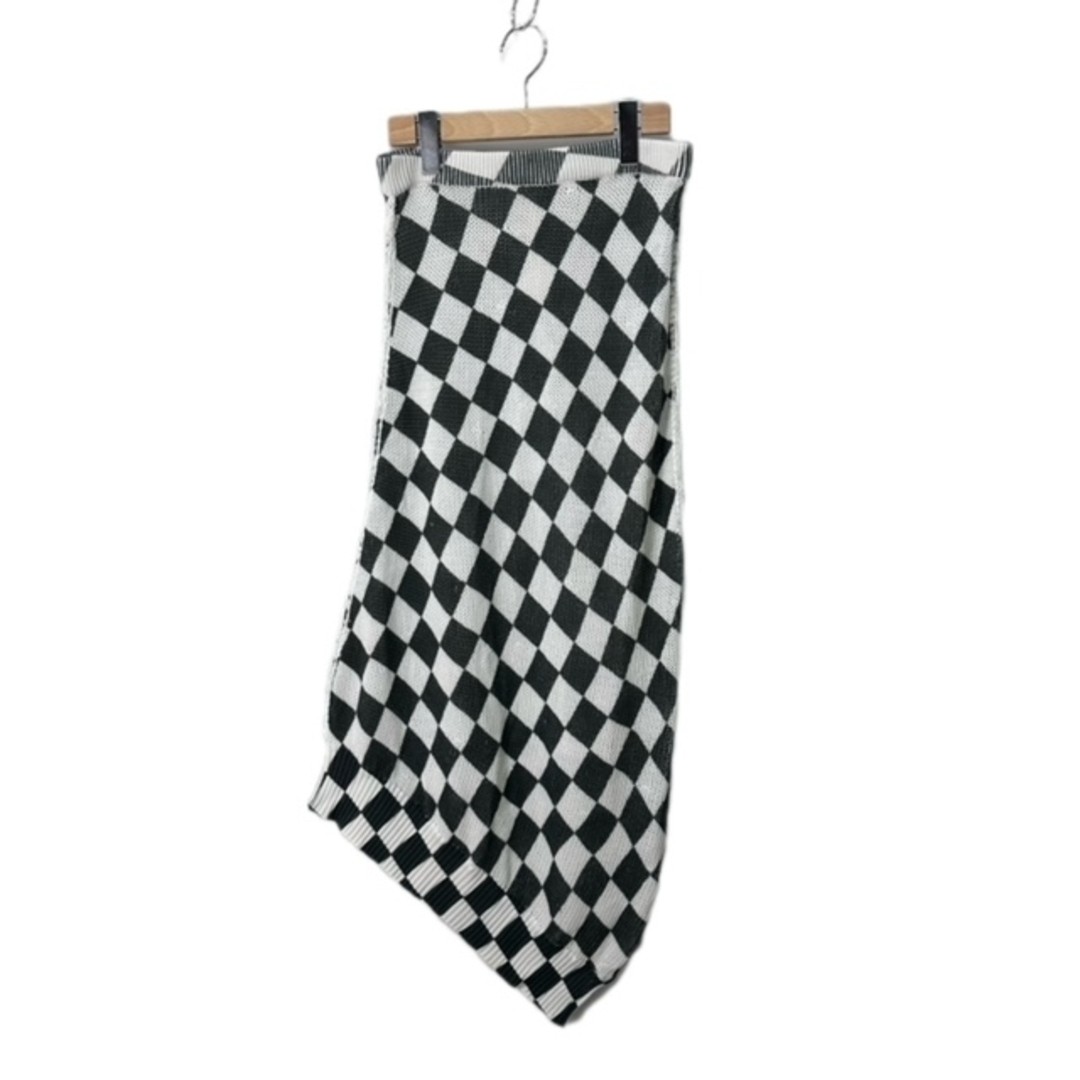 MM6(エムエムシックス)のMM6 22SS チェス盤柄 ニット スカート Ｍ 白 黒 ホワイト ブラック レディースのスカート(ロングスカート)の商品写真