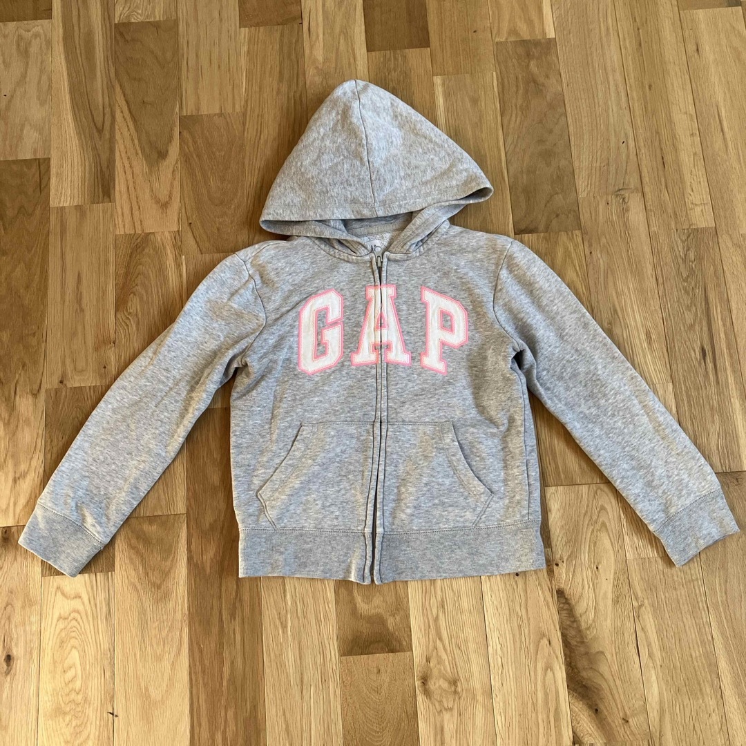 GAP Kids(ギャップキッズ)のパーカー キッズ/ベビー/マタニティのキッズ服女の子用(90cm~)(ジャケット/上着)の商品写真