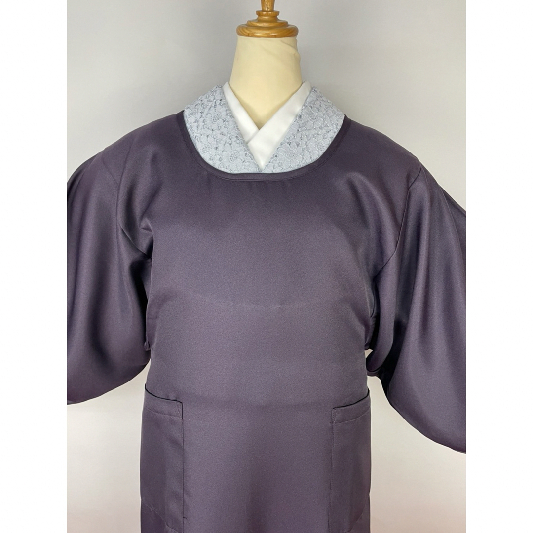 【激安】新品ポリエステルの新作割烹着　紫 レディースの水着/浴衣(着物)の商品写真