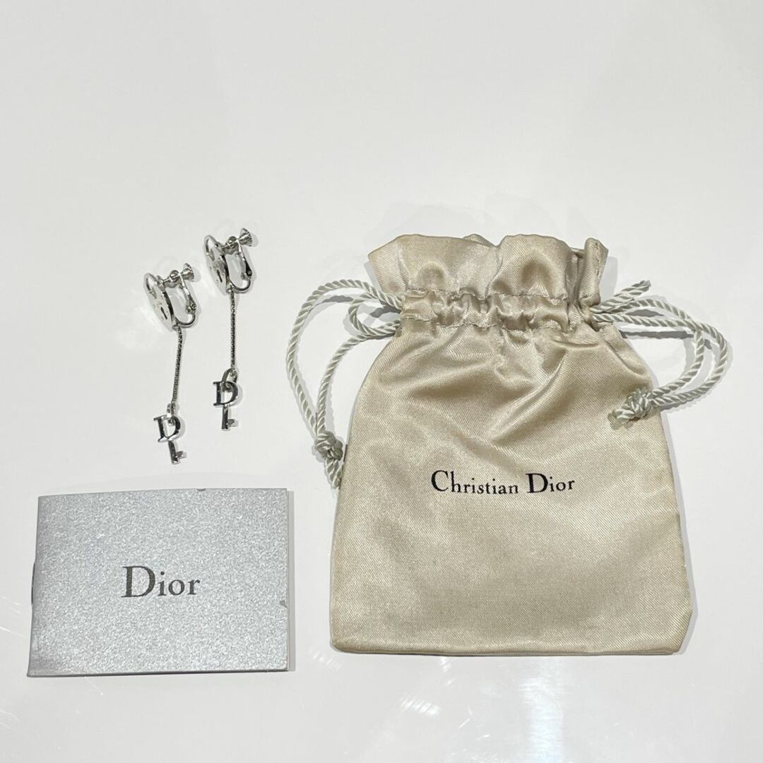 Christian Dior(クリスチャンディオール)のChristian Dior イヤリング Dロゴ ハート カデナ キー チェーン スタッド スイング ヴィンテージ メタル レディースのアクセサリー(イヤリング)の商品写真