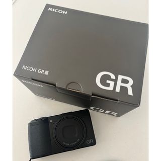 リコー(RICOH)の【新品同様】RICOH GR Ⅲ 保証期間内(デジタル一眼)