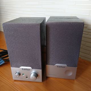 Edifier　Multimedia Speaker　R18  PC ゲーム向け(スピーカー)