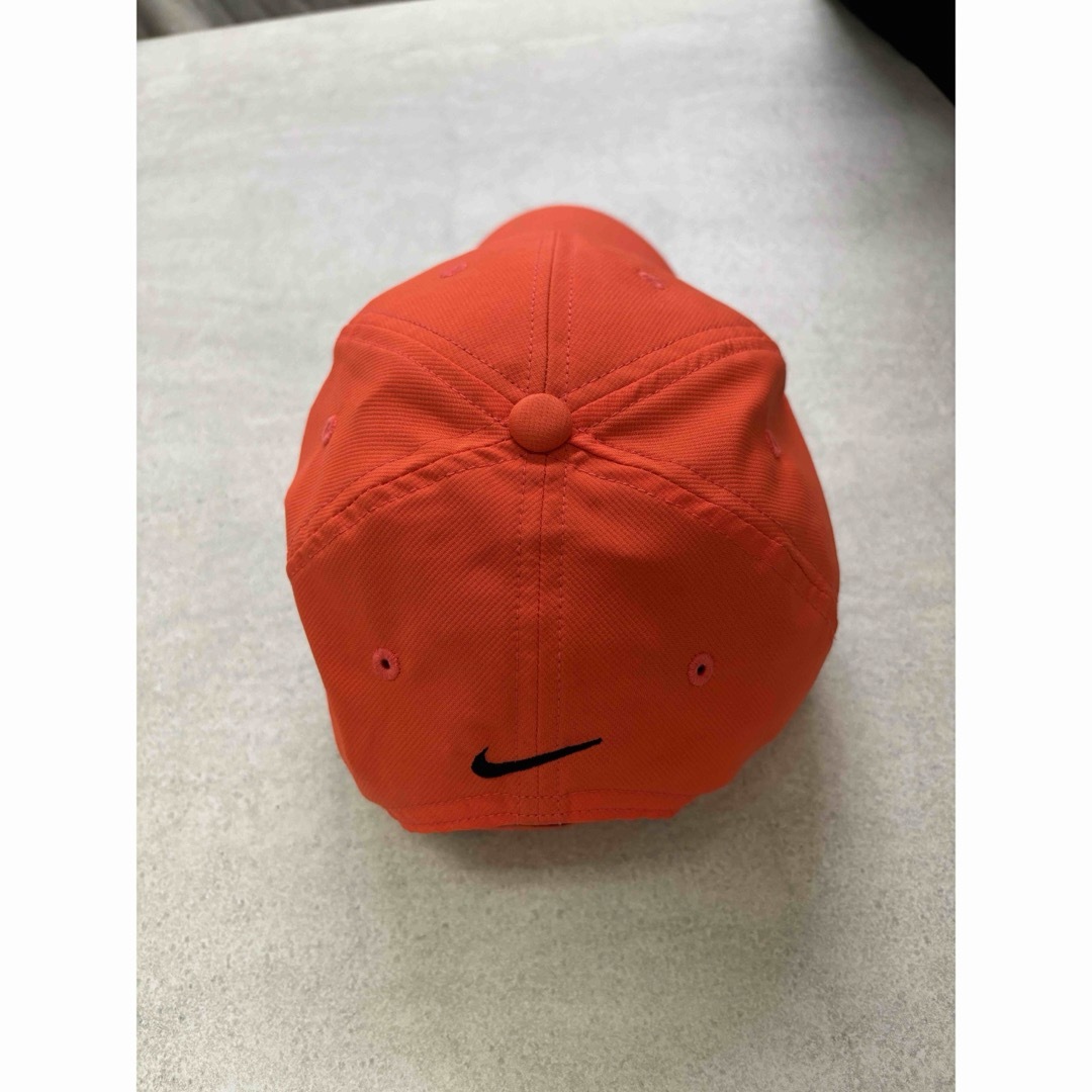 NIKE(ナイキ)のnike cap orange golf メンズの帽子(キャップ)の商品写真