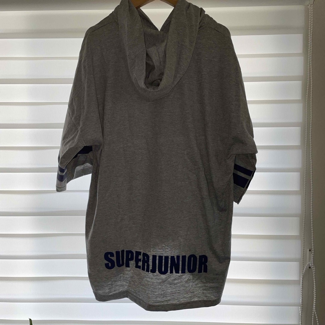 SUPER JUNIOR(スーパージュニア)の⭐️KDE様専用　SuperJunior フード付きTシャツ エンタメ/ホビーのタレントグッズ(アイドルグッズ)の商品写真