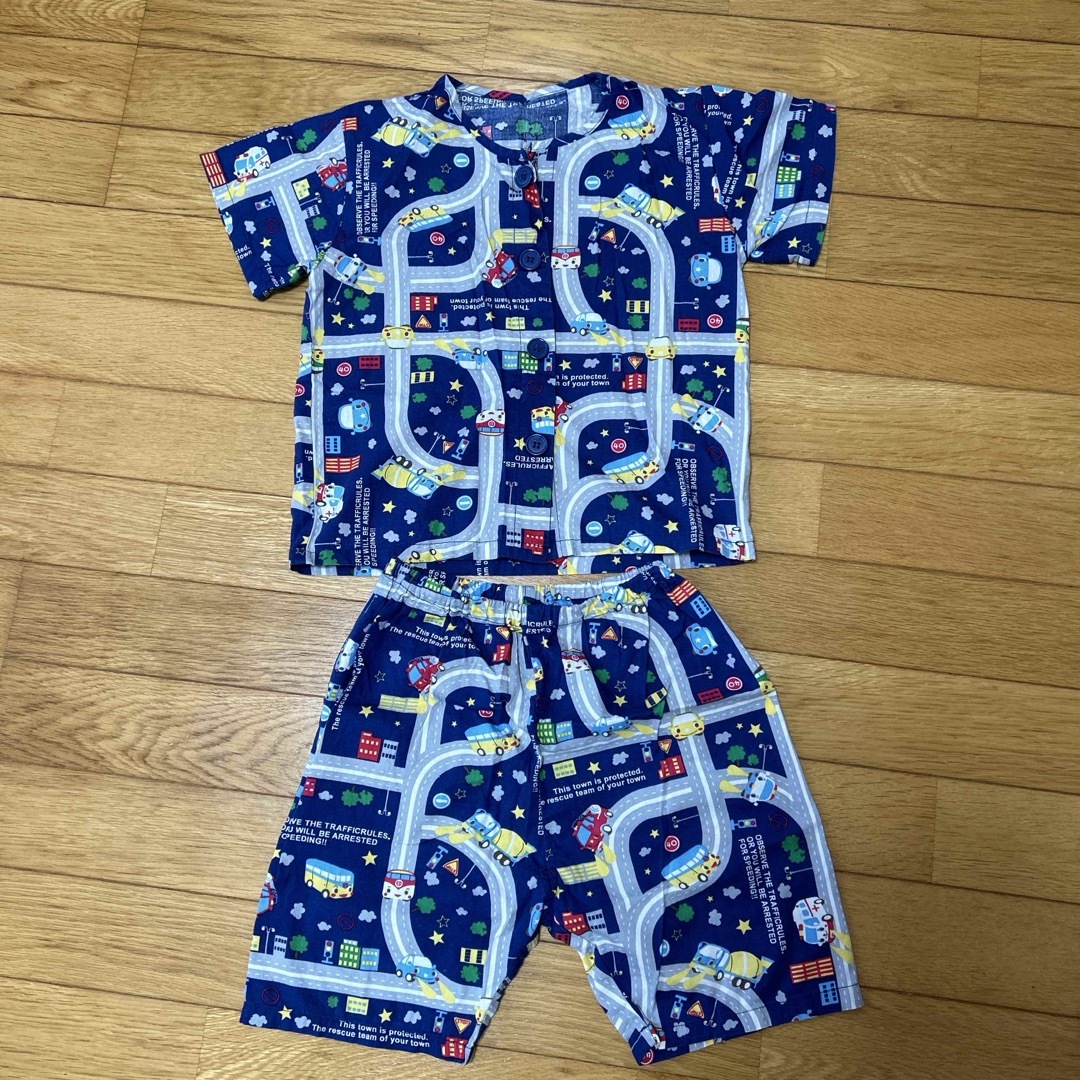 【中古】半袖短パン パジャマ上下4組セット110cm キッズ/ベビー/マタニティのキッズ服男の子用(90cm~)(パジャマ)の商品写真