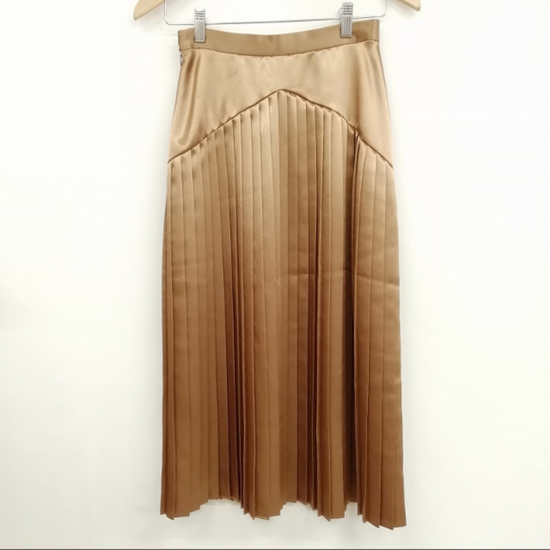 CONVERSE(コンバース)のプリーツ スカート 美品 Aライン ロング丈 マキシ丈 2号 ゴールド レディースのスカート(ロングスカート)の商品写真