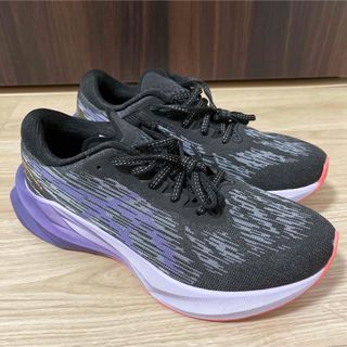 アシックス(asics)の美品！ASICSアシックス NOVABLAST 3 ランニングシューズ 25cm(スニーカー)