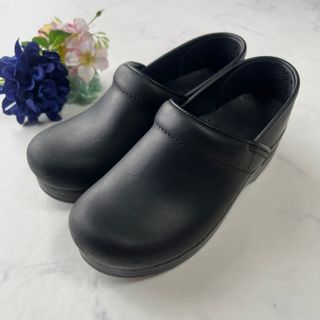 ダンスコ(dansko)の美品 dansko プロフェッショナル レザーシューズ サボサンダル(ローファー/革靴)