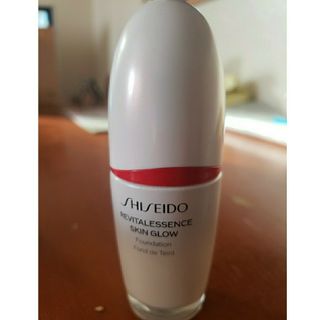 シセイドウ(SHISEIDO (資生堂))のSHISEIDO メーキャップエッセンススキングロウファンデーション220(化粧下地)