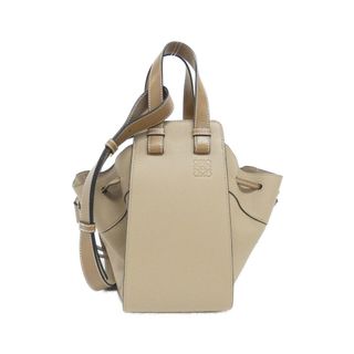 ロエベ(LOEWE)のロエベ ハンモック ドローストリング スモール 314 12BZ95 ショルダーバッグ(ショルダーバッグ)