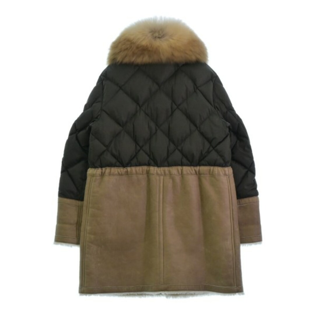 MONCLER(モンクレール)のMONCLER モンクレール ダウンコート 2(M位) カーキ系xベージュ 【古着】【中古】 レディースのジャケット/アウター(ダウンコート)の商品写真