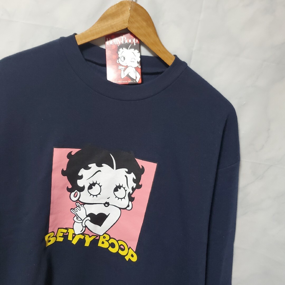 Betty Boop(ベティブープ)のベティーブープ スエット bettyboop トレーナー 裏起毛 スウェット レディースのトップス(トレーナー/スウェット)の商品写真