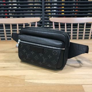 LOUIS VUITTON - 新品同様 ルイヴィトン タイガラマ バムバッグアウトドア ボディバッグ メンズ