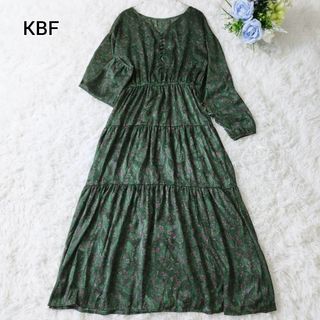 ケービーエフ(KBF)の良品 KBF ティアードロングワンピース 前後2way ペイズリー柄 緑 F(ロングワンピース/マキシワンピース)