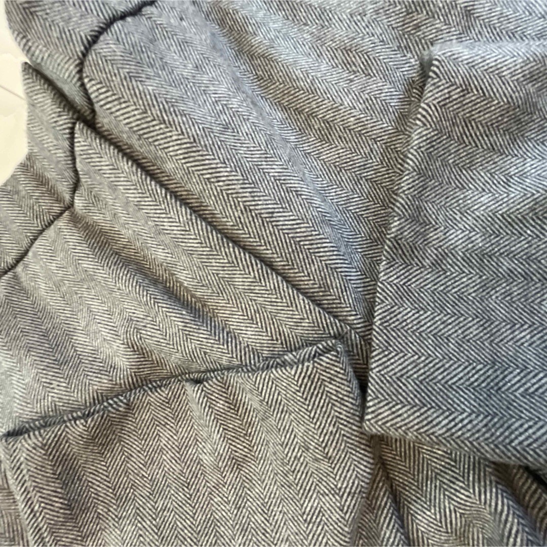 ZARA(ザラ)のザラ ZARA スラックス グレー テーパード カジュアルパンツ 灰色　スーツ レディースのパンツ(カジュアルパンツ)の商品写真