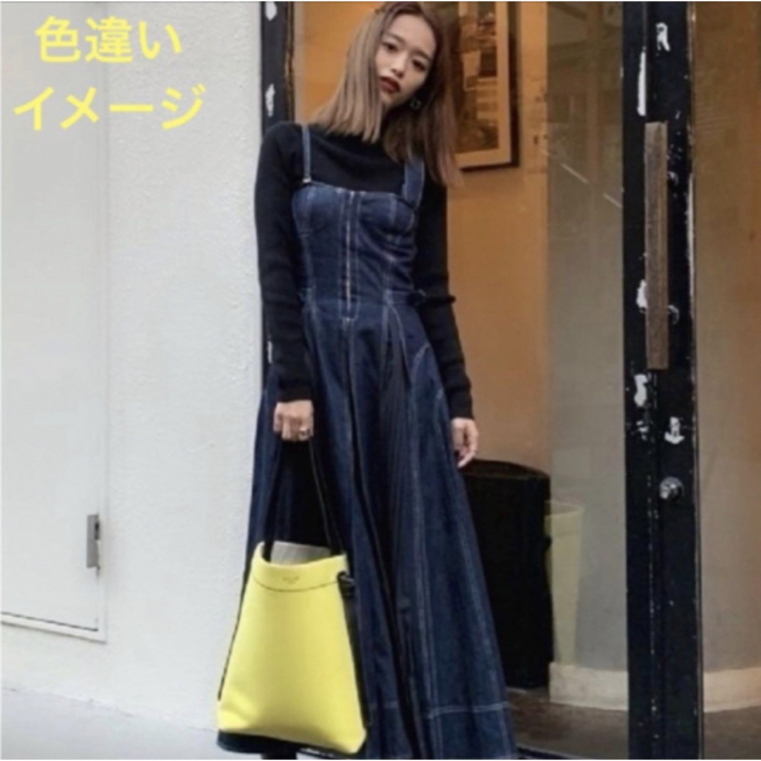 celine(セリーヌ)の2024春セール★正規品CELINEツイステッドカバ送料無料 レディースのバッグ(トートバッグ)の商品写真