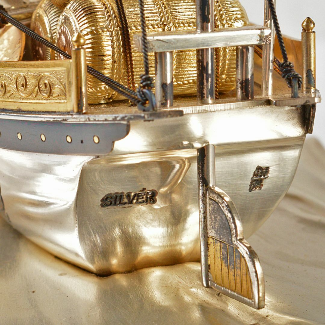銀製　SILVER　宝船　約188g　置物　ガラスケース付　D　R7115B エンタメ/ホビーの美術品/アンティーク(金属工芸)の商品写真
