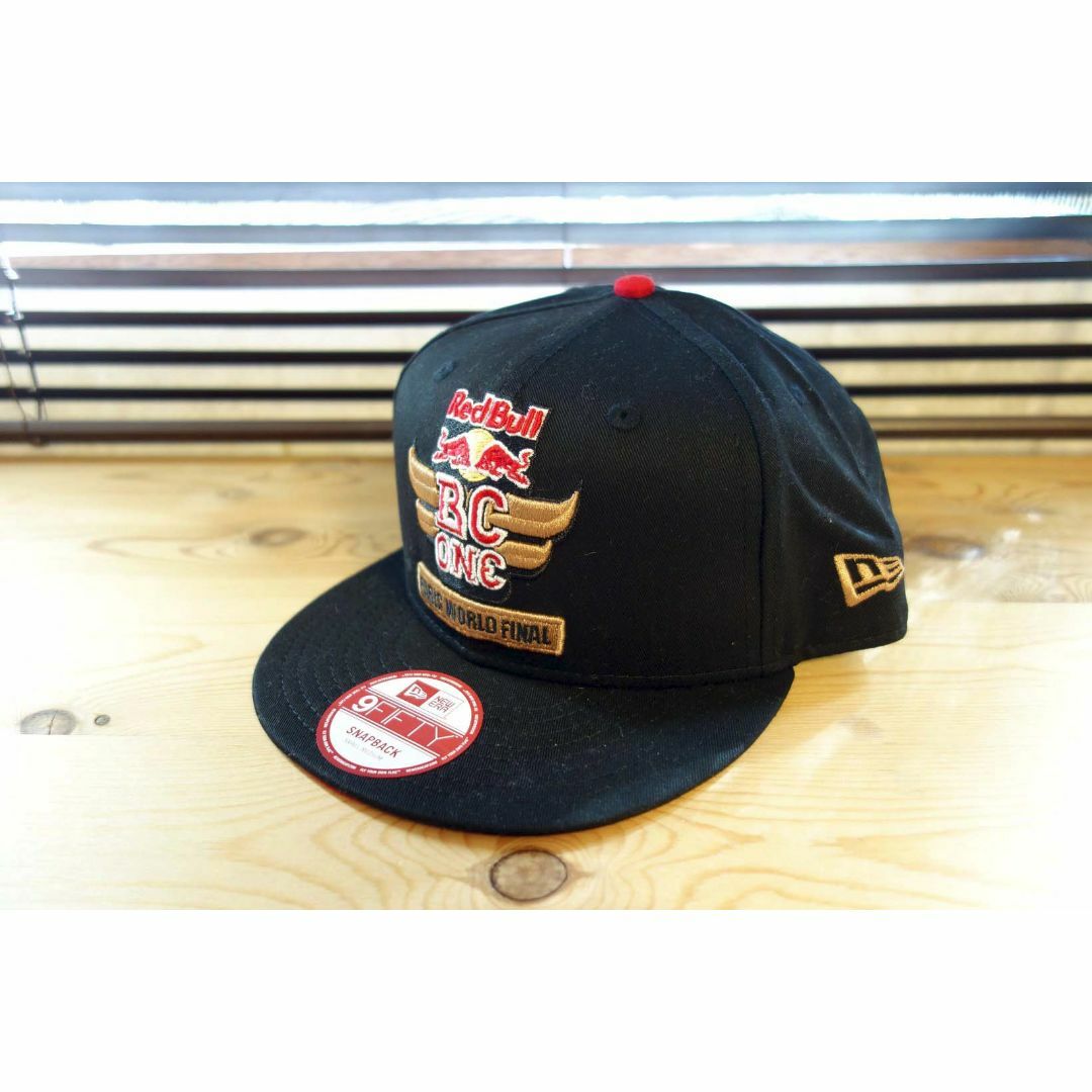 NEW ERA(ニューエラー)のRed Bull BC One CAP ワールドファイナル フランス キャップ メンズの帽子(キャップ)の商品写真