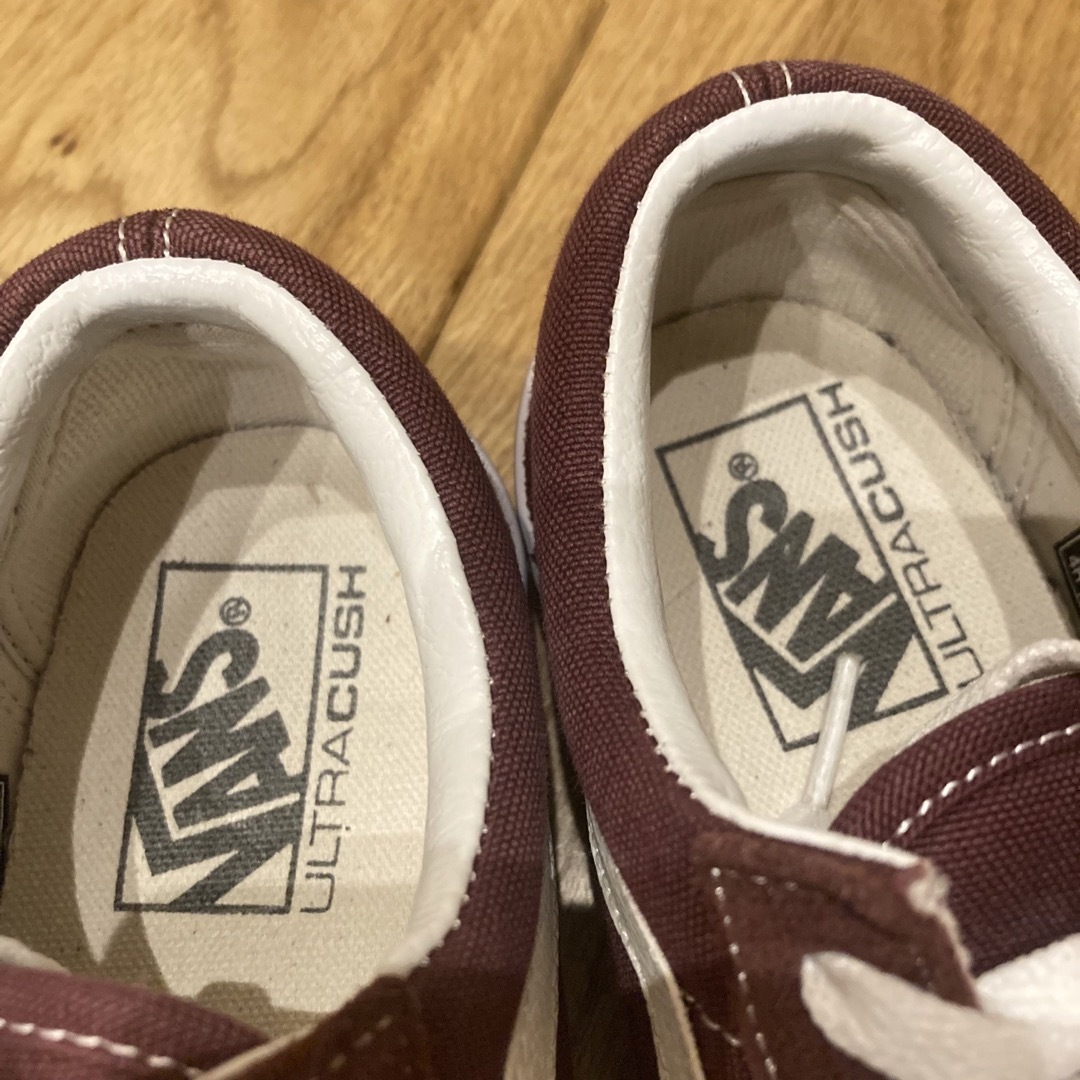 OLD SKOOL（VANS）(オールドスクール)のVANS バンズ オールドスクール　レディース　バーガンディ　スニーカー レディースの靴/シューズ(スニーカー)の商品写真