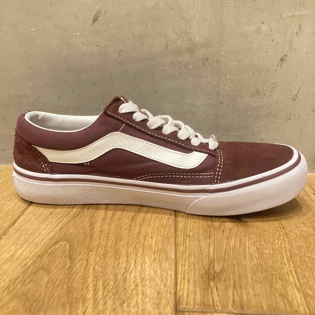 OLD SKOOL（VANS）(オールドスクール)のVANS バンズ オールドスクール　レディース　バーガンディ　スニーカー レディースの靴/シューズ(スニーカー)の商品写真