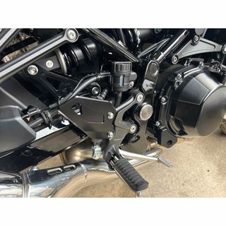 Z900RS ヒールガード　ビールプレート　ブラック　アルミビレット　ステップ(パーツ)