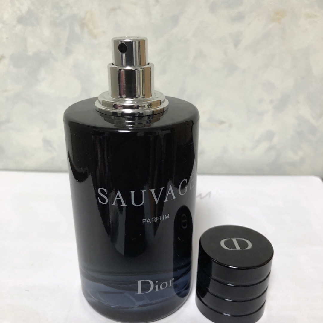 Christian Dior(クリスチャンディオール)のソバージュパルファン 100ml コスメ/美容の香水(ユニセックス)の商品写真