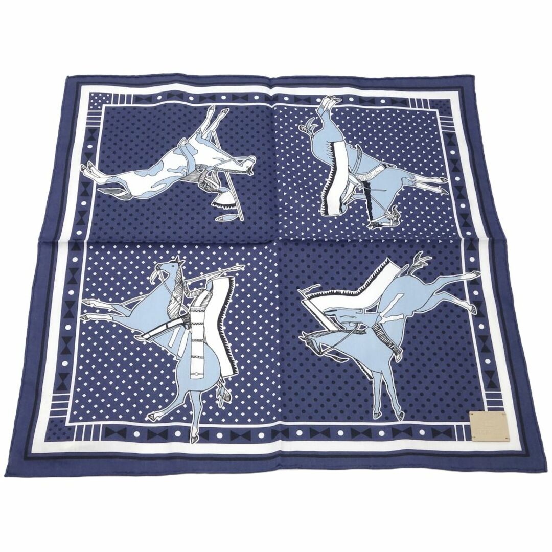 Hermes(エルメス)のHERMES エルメス ハンカチ TIPI BANDANA40 インディアン バンダナ 10269M02 シルク ブルーインディゴ/180365【中古】 ハンドメイドのファッション小物(ハンカチ/バンダナ)の商品写真