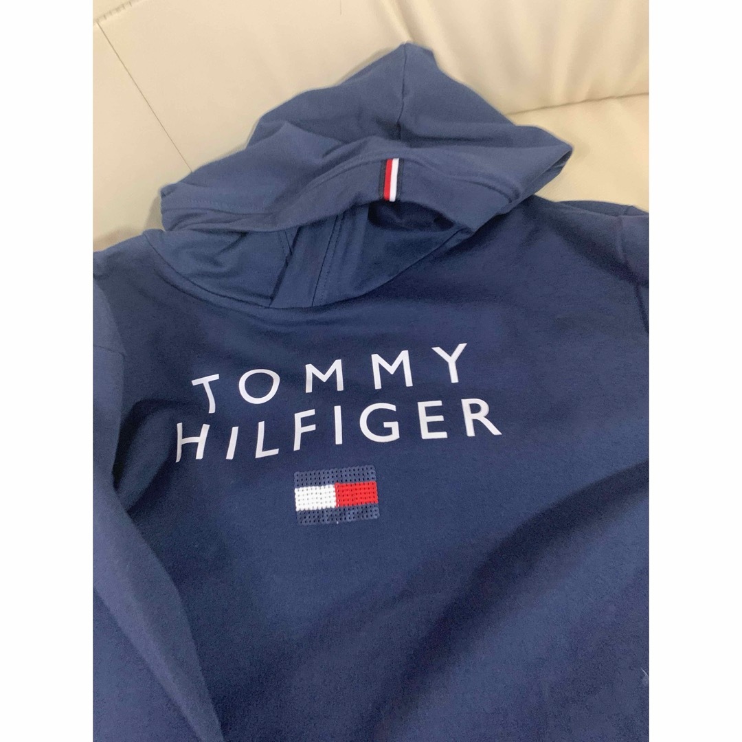 TOMMY HILFIGER(トミーヒルフィガー)のトミーフィルフィガーワンピ キッズ/ベビー/マタニティのキッズ服女の子用(90cm~)(ワンピース)の商品写真