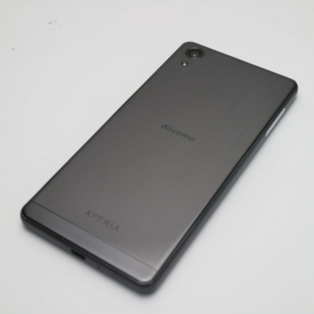 Xperia(エクスペリア)の新品同様 SO-04H Xperia X Performance ブラック  SIMロック解除済み M111 スマホ/家電/カメラのスマートフォン/携帯電話(スマートフォン本体)の商品写真