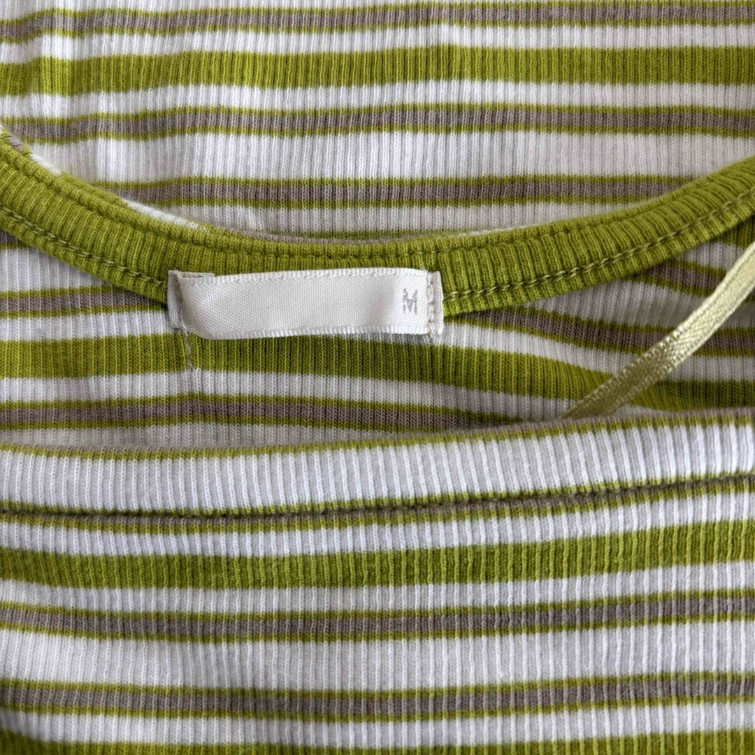 GU(ジーユー)のgu ショート丈半袖Tシャツ　リブTシャツ　ボーダーTシャツ　Mサイズ レディースのトップス(Tシャツ(半袖/袖なし))の商品写真
