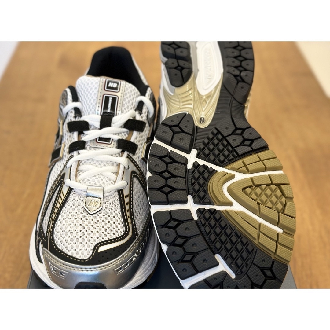 人気モデル!New Balance M1906RA 23.0㎝ ニューバランス 人気モデル!New Balance M1906RA 23.0㎝ ニューバランス