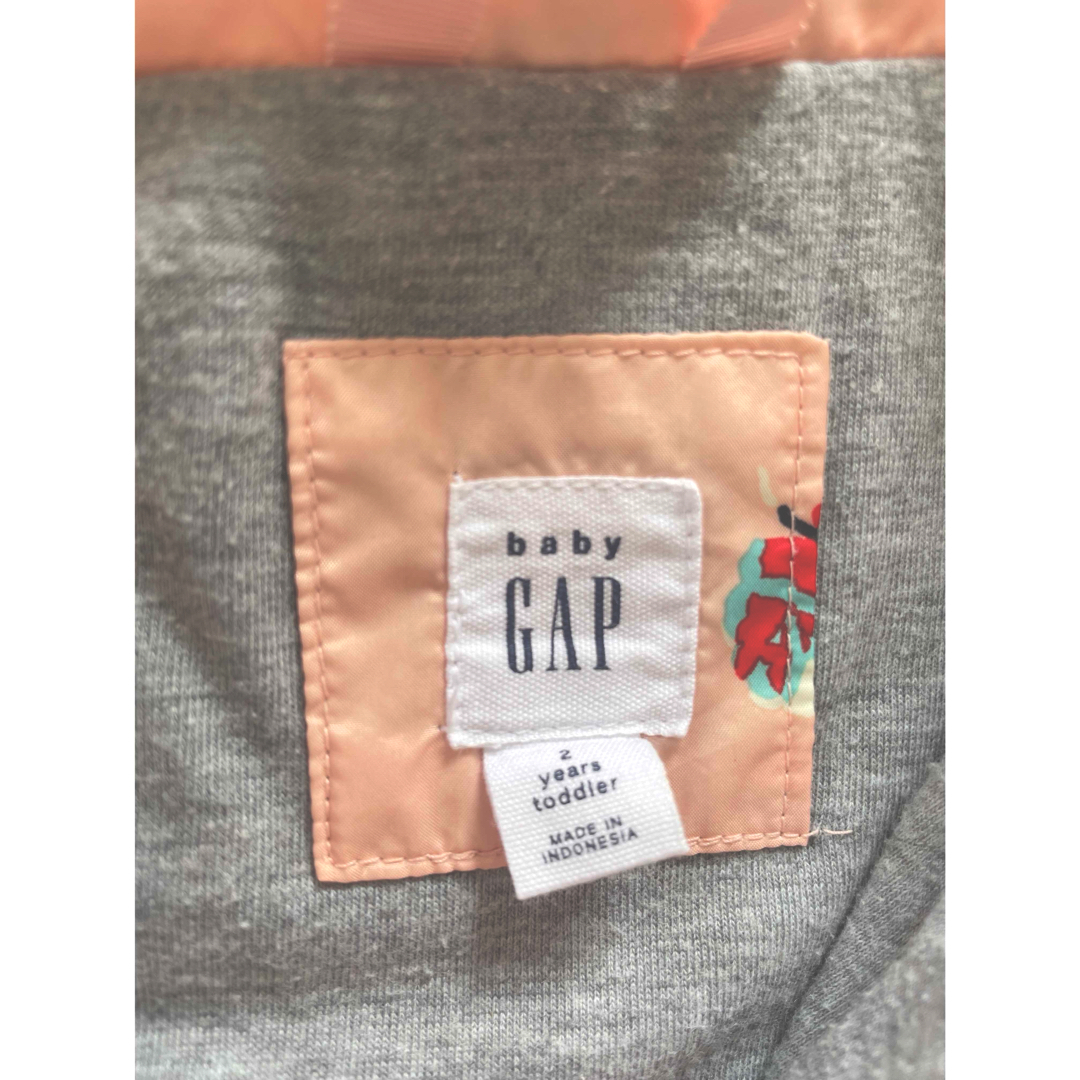 GAP(ギャップ)のGAP 春物 上着 キッズ/ベビー/マタニティのキッズ服女の子用(90cm~)(ジャケット/上着)の商品写真