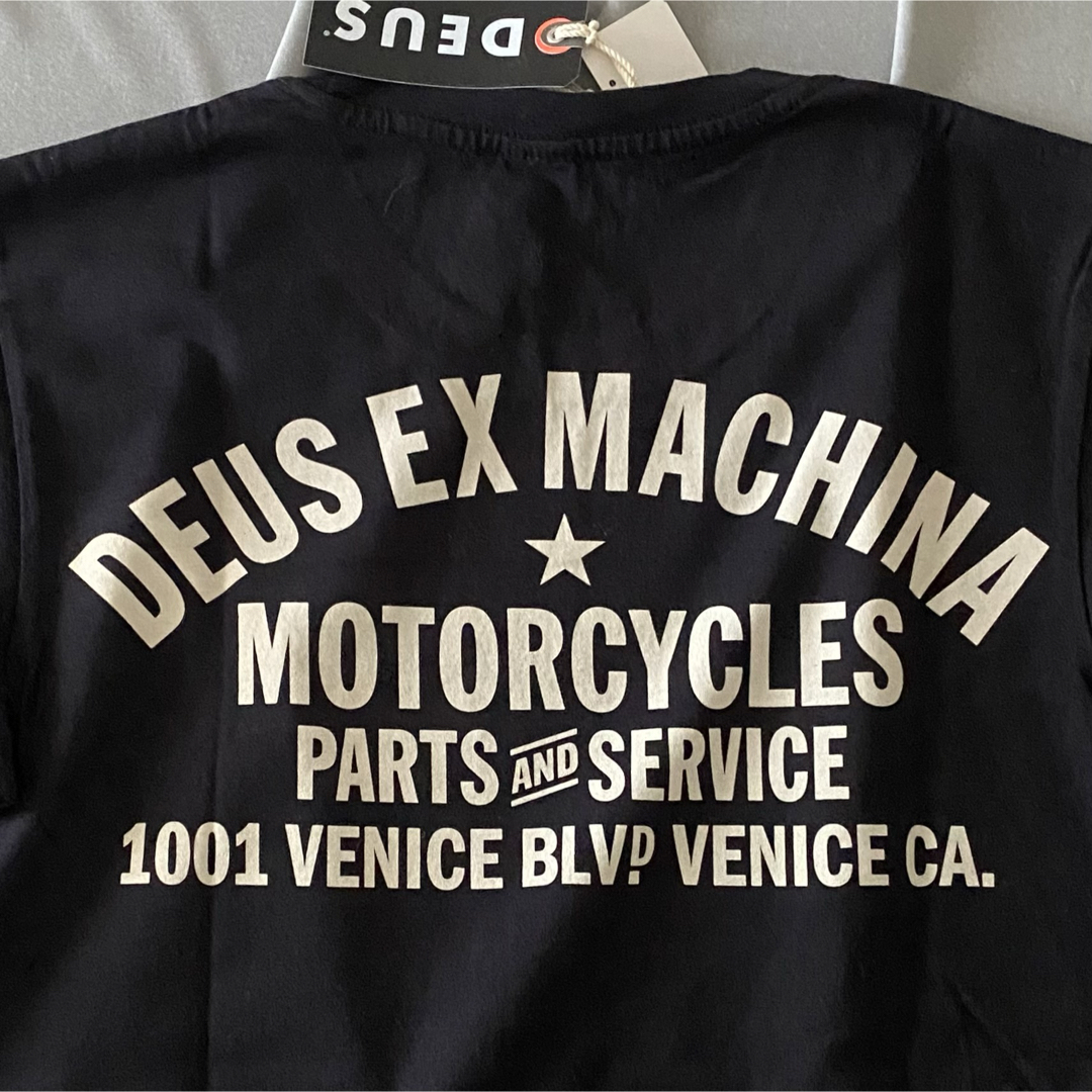 Deus ex Machina(デウスエクスマキナ)の① 新品 DEUS EX MACHINA デウス エクス マキナ Tシャツ メンズのトップス(Tシャツ/カットソー(半袖/袖なし))の商品写真