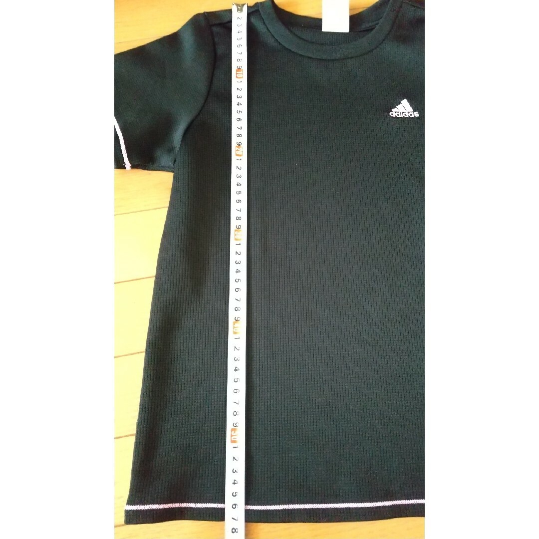 adidas(アディダス)のadidas アディダス スポーツ Tシャツ レディースのトップス(Tシャツ(半袖/袖なし))の商品写真