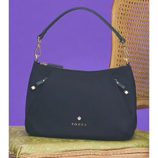 トッカ(TOCCA)のトッカCRESCENT 2WAY NYLONBAG ショルダーバックトートバッグ(ショルダーバッグ)